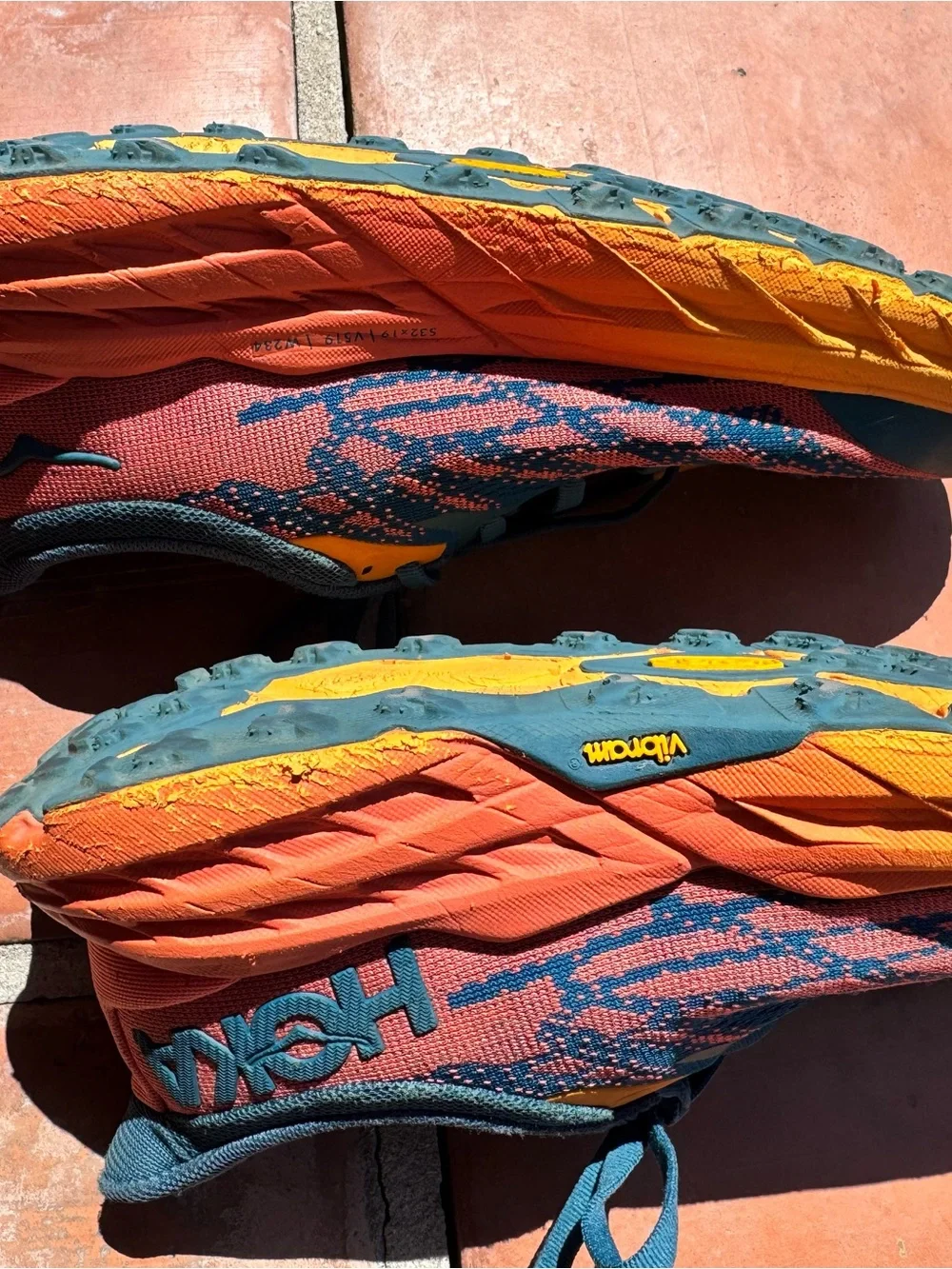 Hoka Speedgoat 5 Trail-Running Shoes - Women's BLUE CORAL/CAMELLIA  Size 7 Wide
